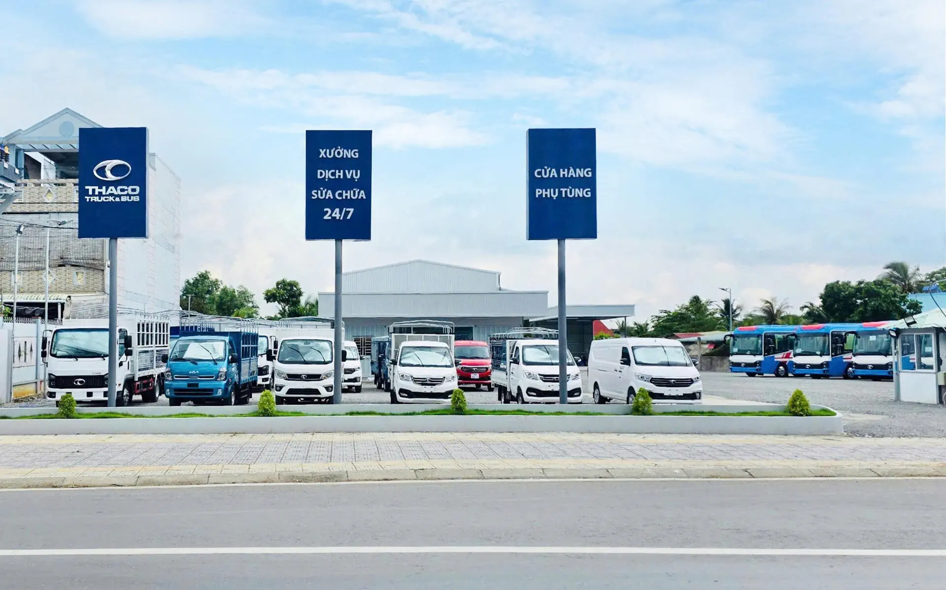 KHU TRƯNG BÀY TẢI, BUS BẾN TRE